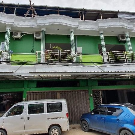 Reddoorz Plus Near Siloam Hospital Balikpapan المظهر الخارجي الصورة