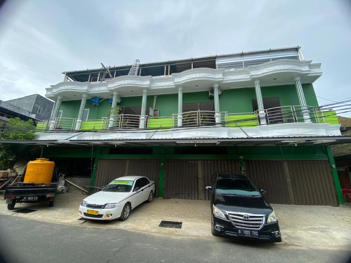Reddoorz Plus Near Siloam Hospital Balikpapan المظهر الخارجي الصورة