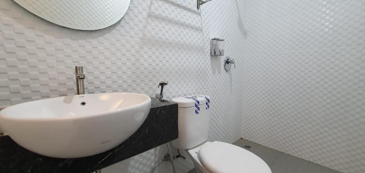 Reddoorz Plus Near Siloam Hospital Balikpapan المظهر الخارجي الصورة